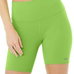 Alo Yoga Green Apple Biker Shorts ASO Kendall Jenner & Hailey Bieber Sz S